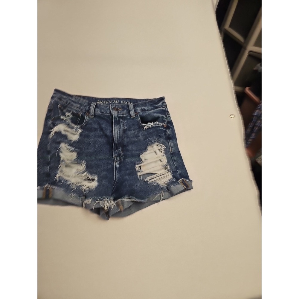 Womens Size 6 American Eagle Distressed Jean Shorts Shirty Shorts